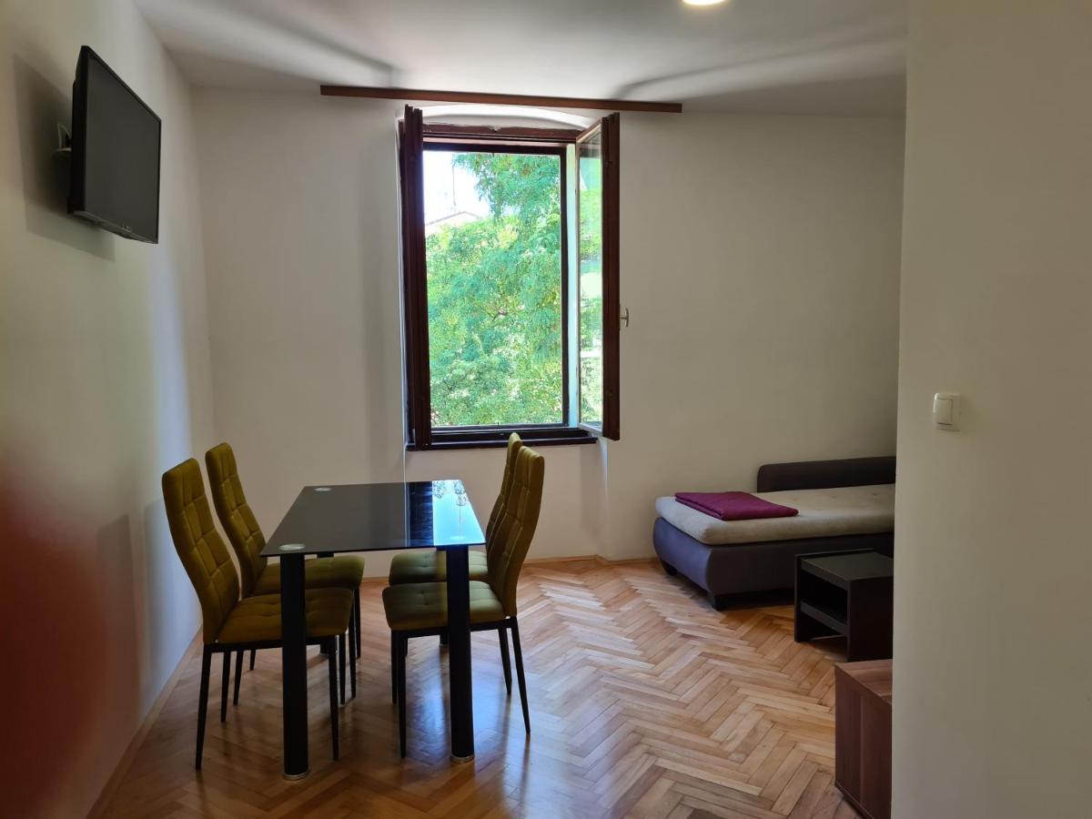 Se-Na Apartment Pula Ngoại thất bức ảnh