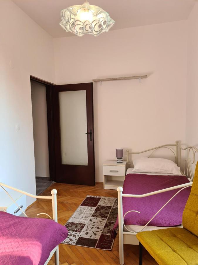Se-Na Apartment Pula Ngoại thất bức ảnh