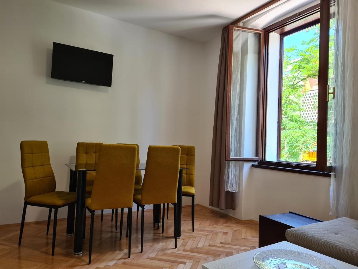 Se-Na Apartment Pula Ngoại thất bức ảnh