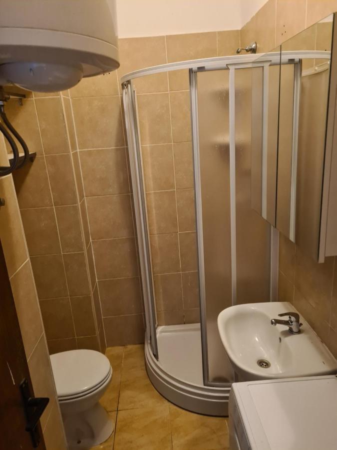Se-Na Apartment Pula Ngoại thất bức ảnh