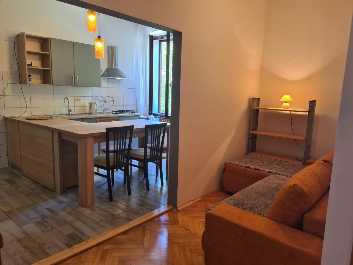 Se-Na Apartment Pula Ngoại thất bức ảnh